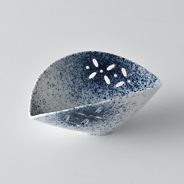 吹墨 スゲ笠小付 12cm 手書き 波佐見焼 洸琳窯 染付 小鉢