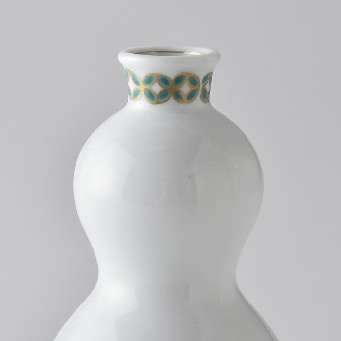 【楽天スーパーセール期間限定10%OFF 】錦七宝　徳利（グリーン）手書き 波佐見焼 洸琳窯 赤絵 酒器