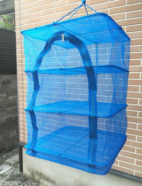 一夜干しネット三段幅40cm x 奥40cm x 高さ55cm万能干しネット半円型ダブルファスナータイプ万能干しかご魚、野菜干しネット食器乾燥 関東、中部、関西地方は送料無料。(離島別)その他地方は別途送料加算。通販格安セール情報 楽天 通販