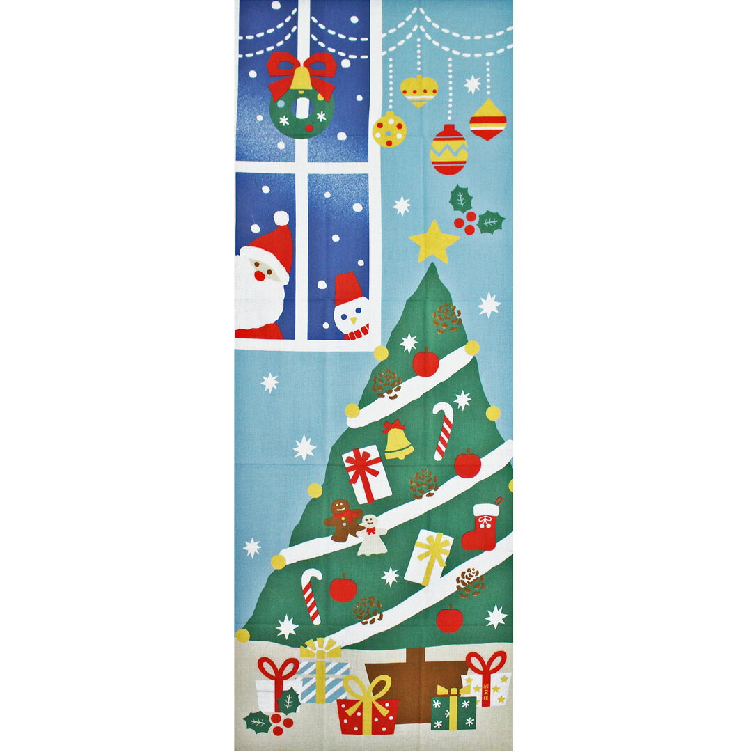 にぎやかなクリスマス飾りを窓からのぞいているのは・・・ 柄が一枚の絵として表現されている「絵てぬぐい」。オリジナルの生地「若葉」に、伝統の捺染で型染めした、豊富な色合いが魅力の贅沢な一枚です。タオルとして使うだけでなく、壁掛けや包装布としても使用できます。お弁当包みやのれんなどにも使いやすいです。季節ごとのデザインが豊富にあり、季節感を楽しむことができます。季節や気分に合わせて選ぶ楽しさもあり、生活に彩りを添えてくれます。 色落ちしづらい伝統の捺染で型染めし、吸水性に優れ、品質も上質な「和」が実感できます。 商品情報 素材 綿100% サイズ 34×90cm ラッピング 和風or洋風 配送方法 メール便でご配送 3枚以上ご購入で送料無料！ 諸注意 てぬぐいは切りっぱなしです。初めはほつれてきますが5〜10ミリあたりで自然とほつれにくくなります。ほつれた部分は糸切りバサミなどで切ってください。 ↓もっとてぬぐいを探す↓