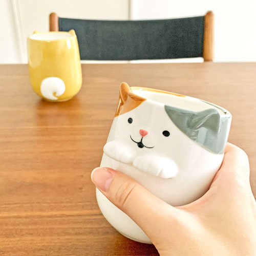 そっとそえ手湯呑ねこ 柴犬 コップ かわいい 陶器 ギフト DECOLE