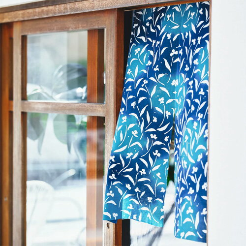 【3枚以上で送料無料】かまわぬ てぬぐい「露草ちらし」 夏 手ぬぐい 手拭い 日本 レトロ お土産 飾り 布 生地 包む メール便