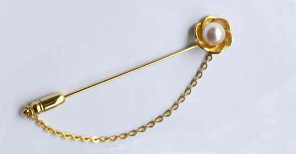 SV925 国産あこや本真珠 ピンブローチ「フローラ」Plum！フォーマルにタウンに自在なおしゃれを！フラ..