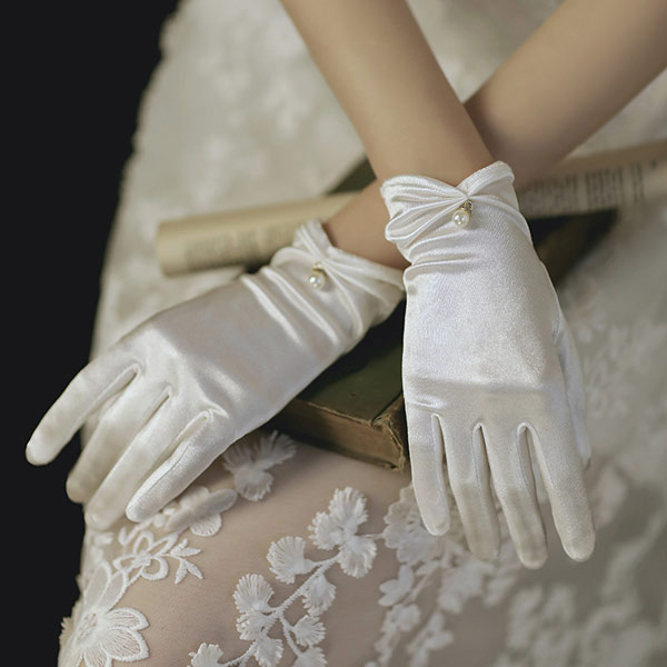 ロング 結婚式 ウエディンググローブ 安い ブライダルグローブ ロンググローブ 花嫁 サテングローブ 二次会 ウェディング手袋 glove イベント用