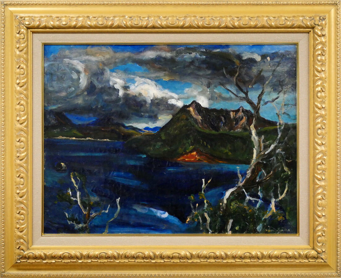 商品詳細 【　作者　】　上野山　清貢(ウエノヤマ　キヨツグ) 【タイトル】　晩秋の北海道摩周湖 【　技法　】　油絵・キャンバス 【作品寸法】　P12号（縦45.5×横60.6cm） 【額縁寸法】　縦65.5×横80.5cm 【作品状態】　ほ...