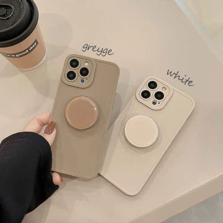 Rakuten - iPhone16 15 14 13 12 11対応 ケース ポップソケット付き スタンド機能付き くすみカラー グレージュ ホワイト グリーン 大人かわいい 韓国風 シンプル おしゃれ 便利 スマホスタンド iPhoneケース スマホケース 軽量 薄型 耐衝撃 TPU プレゼント スマホカバー