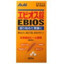 ビール酵母に含まれる栄養素の働きにより、胃腸の働きを活発にするとともに栄養補給にも役立ちます。ビール酵母には、乳酸菌など腸の働きに役立つ菌を増やしたり、食欲を増進させたりする働きがあるため、このビール酵母から生まれた本品は、弱った胃を助け、消化不良や食欲不振など胃の働きが不十分なために引き起こされる症状を改善します。また、ビール酵母には、ビタミンB1・B2・B6などのビタミンB群や、たんぱく質、ミネラルといった栄養素の他にも、食物繊維、核酸などが豊富に含まれています。そのため、これらの成分の相互作用で不足しがちな栄養素が補え、私たちの体に欠かせない必須アミノ酸の補給にも役立ちます。商品区分:中サイズ文責：株式会社コトブキ薬局エビオス錠 1200錠発売元／アサヒフードアンドヘルスケア 　区分／医薬部外品　日本製広告文責／株式会社コトブキ薬局（0667200480）　