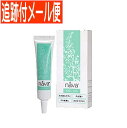 爪が厚く硬くなり変色する、乾燥して縦筋が目立つ、割れやすい、薄いなど傷んだ爪を補修補助し、健やかな爪に整えるネイルジェルです。 独自成分、「1,5ペンタンジオール」を配合。 ご使用方法 1.毎日1日2回を目安に、清潔で乾いた爪に米粒大のジェルを塗布してください。 2.爪全体や爪の周りや裏にも、しっかりすりこんでください。 ご使用いただく際、浸透するまで1〜2分そのままにしてください。ジェルネイルをしている方は、爪の根元や周り、裏によくすりこんでください。足の爪にも同様にお使いください。 ※まずは2週間ご使用ください。 原材料・成分 水,グリセリン,1,5-ペンタンジオール,PG,ジメチコン,PEG-40水添ヒマシ油,カルボマー,水酸化Na,アルテミシアアブロタヌム花/葉/茎エキス 発売元／ベリタス販売株式会社 　区分／　化粧品　スウェーデン 広告文責／株式会社コトブキ薬局　TEL／0667200480