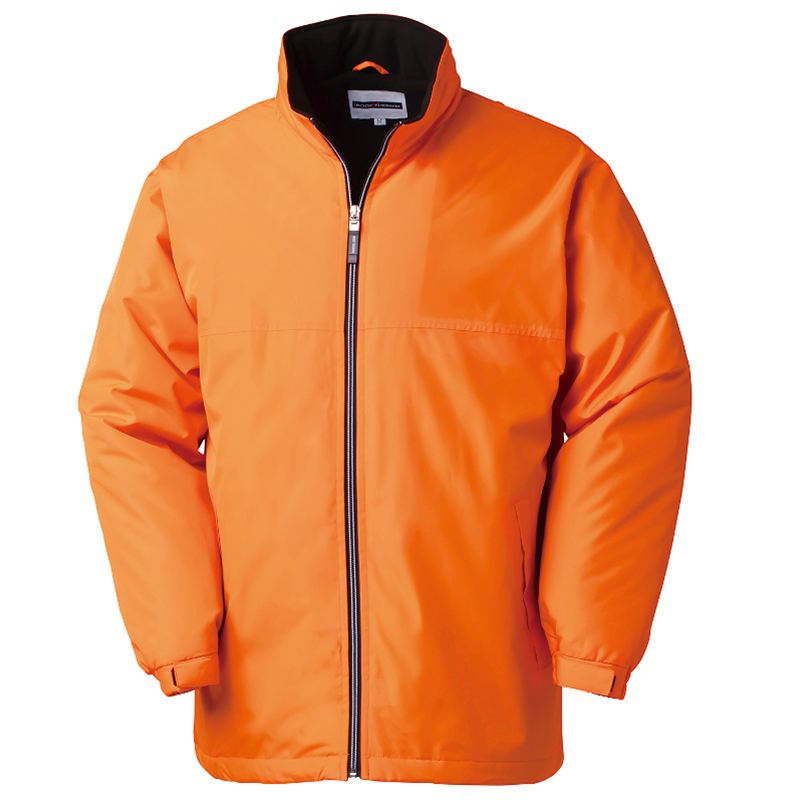 裏フリースで暖かい、軽量で動きやすいハーフコート。