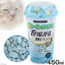 『猫トイレまくだけ 香り広がる消臭ビーズ ふんわりナチュラルソープの香り 450ml』■【商品詳細】・今お使いの猫トイレにまくだけで、独自のマッチング消臭技術により、消臭ビーズがオシッコやウンチの嫌な匂いをしっかり消臭し、香り広がります。・フタ付きカップタイプで計量・保管がしやすい。・ふんわりナチュラルソープの香り※商品画像と実物のデザインが異なる可能性がございます。■【使用方法】・今お使いの猫トイレにフタ半分（45ml）をまくだけで、消臭ビーズがオシッコやウンチの嫌な匂いをしっかり消臭し、香り広がります。(水洗タイプは除く)■【成分】主な素材：パルプ、防臭剤、香料広告文責：株式会社ドラッグピュア作成：201501MN神戸市北区鈴蘭台北町1丁目1-11-103TEL:0120-093-849製造・販売者：ユニ・チャーム株式会社東京都港区三田3-5-27TEL：0120-810-539区分：ペット用品 ■ 関連商品 ペットトイレ用品ユニ・チャーム株式会社　お取扱い商品