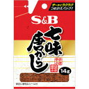 ■製品特徴辛み、色つやともに優良な唐からしを主体に、香り豊かな山椒、黒ごま、ちんぴ、麻の実、けしの実、青のりをバランスよくブレンドし、厳選した原料を使った風味豊な七味唐からしです。■内容量14g■原材料唐からし、山椒、黒ごま、ちんぴ、麻の実、けしの実、青のりをバランスよくブレンドしました。■栄養成分表示100g あたり　エネルギー：459kcaL、たんぱく質：15.8g、脂質：19.4g、炭水化物：55.4g、ナトリウム：19mg、食塩相当量：0g■使用方法容器の口に差し込みカイトを合わせてこぼさず楽々つめかえうどんやそば、焼き鳥、漬け物、汁物、鍋ものなどに、辛みと香りを添えてくれる薬味として広く利用されています。■注意事項直射日光、高温多湿を避けて保存してください。賞味期限(開封前)24ヶ月【お問い合わせ先】こちらの商品につきましての質問や相談は、当店(ドラッグピュア）または下記へお願いします。エスビー食品株式会社〒103-0026 東京都中央区日本橋兜町 18-8電話：0120-120-671平日　午前9時〜午後5時（土・日・祝日、夏期・年末年始等の当社休業日を除く）広告文責：株式会社ドラッグピュア作成：201908YK神戸市北区鈴蘭台北町1丁目1-11-103TEL:0120-093-849製造販売：エスビー食品株式会社区分：食品・日本文責：登録販売者 松田誠司■ 関連商品七味唐辛子関連商品エスビー食品株式会社お取り扱い商品