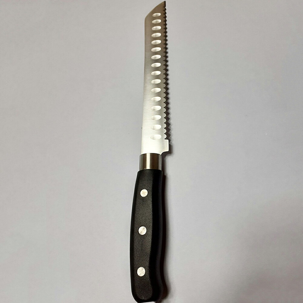【本日楽天ポイント4倍相当】【メーカー直送品(代引き不可)・送料無料】仁村金物店　パン切包丁（ステンレス製）パン切り用［両刃］1本＜手作り＞＜金物の産地兵庫県小野市からお届けします＞＜キッチン用品・ナイフ＞【RCP】