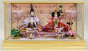 【ひな人形】親王ケース飾り【北寿】結晶クリーム 紫桜※出し飾り品質のおひな様※ガラスケースなのでおひな様が綺麗に見えます!※オルゴール写真立て・モーセン付きひな祭りが華やかになります。