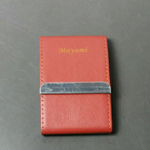 【名入れ 送料無料】 名入れ レザー調 名刺入れ ハードケースタイプ 縦型ワインレッド メール便扱い