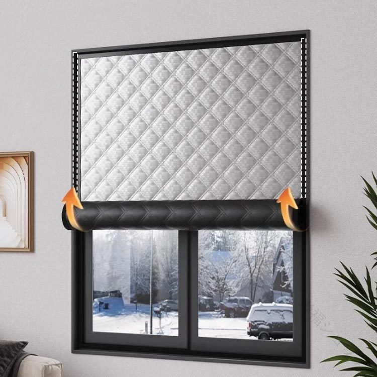 冷気を防ぎ保温効果抜群アルミシート防寒パネル寒さ対策冷気ガード隙間風遮断暖房効率アップマジックテ..