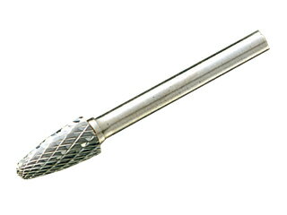 【特長】 ●L-35C、L-35RA用先端工具　別売品 【仕様】 ●適合機種：L-35C、L-35RA ●全長：63mm 【納期】 メーカーに在庫がありましたら3〜4日(営業日)で出荷します。 ★別売品はこちらから↓コードclickで商品ページに進みます コード 商品名 90501 砥石＃1(φ16×32mm) 90502 砥石＃2(φ16×32mm) 90503 砥石＃3(φ19×20mm) 90504 砥石＃4(φ25×25mm) 90505 砥石＃5(φ19×28mm) 90506 砥石＃6(φ25×13mm) 90507 砥石＃7(φ32×10mm) 90508 砥石＃8(φ16mm球) 62321 ロータリーバー　CB1C-106(No.1) 62322 ロータリーバー　CB2C-105(No.2) 62323 ロータリーバー　CB3C-103(No.3) 62324 ロータリーバー　CB4C-103(No.4) 62325 ロータリーバー　CB5C-104(No.5) 62326 ロータリーバー　CB6C-102(No.6) 62327 ロータリーバー　CB7C-103(No.7) 62328 ロータリーバー　CB8C-105(No.8) 62183 チャックスリーブ　φ3mm用