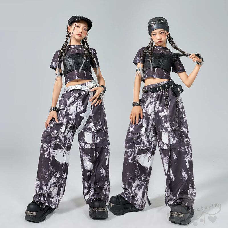 樂天商城 - キッズダンス衣装 ヒップホップ ユニセックス ユニホーム 迷彩パンツセット 迷彩グレー ロングパンツ セット 女の子 ヒップホップ 派手 K-POP 韓国 ステージ衣装 応援団 体操服 発表会 hiphop 演出服 110-180cm 送料無料