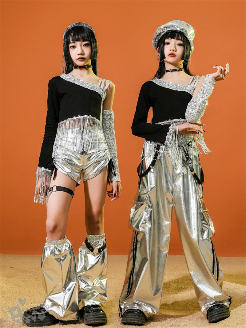 シルバー キラキラ フリンジ キッズダンス衣装 セットアップ トップス へそ出し ズボン ショーツ レッグウォーマー 帽子 ガールズ ヒップホップ 子供服 女の子 ストリートダンス 団体服 応援団 演出服 イベント用 おしゃれ ジャズダンス jazz HIPHOP K-POP送料無料