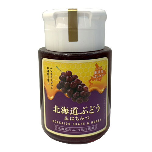 ▼こちらの商品は 【出荷までの目安】 【ラッピングNG】 【のしがけNG】 【常温便OK】 【冷蔵便OK】 【冷凍便NG】 となります。北海道ぶどう＆はちみつ　300g ぶどうの爽やかさとやさしい甘みが広がる、贅沢ブレンドはちみつ！ 北海道産ぶどうのフルーティーな酸味と豊かな果実味に、北海道美深産はちみつのまろやかな甘みを重ねた「北海道ぶどう＆はちみつ」。 すっきりとした後味の中に、奥行きのあるコクが感じられる上品な味わいに仕上げました。毎日の食卓に彩りを添える、贅沢な一品です。 商品ポイント ■ 北海道産ぶどうの爽やかな果実味 フレッシュで華やかなぶどうの風味が広がり、はちみつとの相性も抜群。すっきりとした味わいが楽しめます。 ■ 美深産はちみつのまろやかなコク やさしく広がる自然な甘みが、メロンの風味を引き立て、バランスの良い味わいに。 ■ 幅広く楽しめるアレンジ力 パンやヨーグルトはもちろん、お湯割りやドリンクにもおすすめ。ひとさじで華やかな風味をプラスします。 ■栄養成分表示（100gあたり）■ エネルギー：362kcal たんぱく質：0.1g 脂質：0.1g 炭水化物：94.3g 食塩相当量：0.00g ※推定値 内　容 はちみつ加工品　300g 原材料名 精製はちみつ（国内製造）、ぶどう果汁、はちみつ、レモン果汁／増粘剤（ペクチン）、香料 賞味期限 製造から約365日在庫状況、輸送日数により賞味期限が短くなる場合がございます。 保存方法 直射日光、高温多湿を避けて常温にて保存 発送種別　 常温便 販売者 株式会社PLUSワン ご用途 お祝い・お中元・内祝い・お歳暮などのギフトに。 【プレゼント・父の日・母の日・御祝・御祝い・御中元・内祝・御歳暮・贈り物・贈物・贈りもの 北海道・お土産・みやげ・プチギフト・ご褒美】
