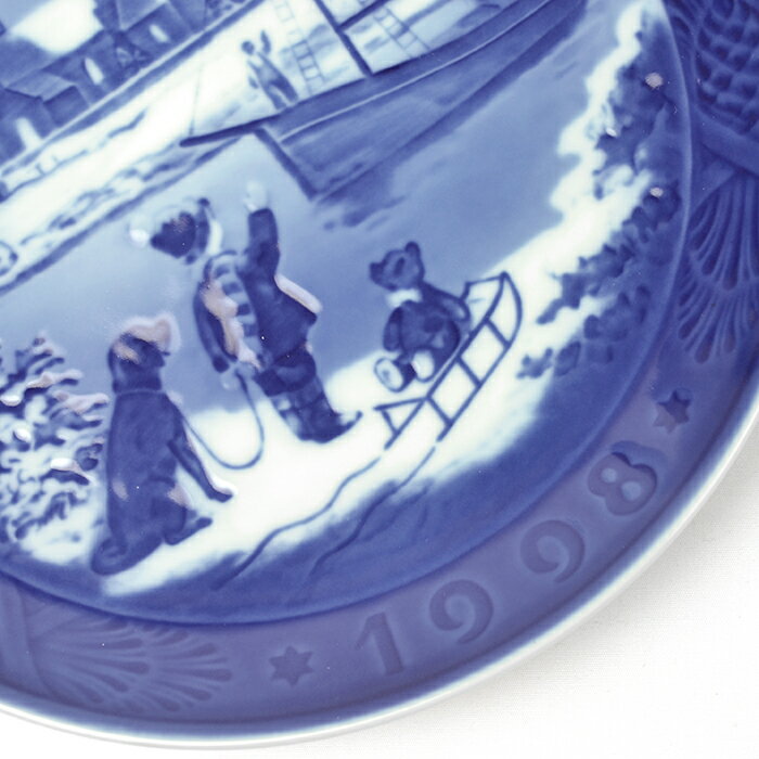 ロイヤルコペンハーゲン プレート 北欧 洋食器 飾り皿 Royal Copenhagen イヤープレート Welcome Home 平成10年 記念  有名ブランド 1998年 ブルー 青 クリスマス インテリア 磁器 ポーセリン