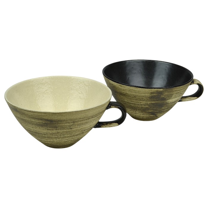 商 品 説 明 ブ ラ ン ド さんすい おとなの和食器屋 商 品 名 白荒目なんでもフリーカップペア 商品ランク Sランク 素 材 陶器 重 量 約250g サ イ ズ 約400cc 口径：約13cm 高さ：約7cm 付 属 品 箱 商 品 状 態 未使用の特記するダメージのない、大変綺麗なお品でございます。 ラ ン ク 表 記 N 新品箱や保存袋が欠品、又は汚れ等がある商品 S 未使用品/展示品保管キズや展示傷がある商品 SA 使用感はほとんど見受けられないが、僅かな傷や汚れ等がある商品 A 少しの使用感や傷、汚れはあるが、綺麗な状態の商品 AB 使用感や傷、汚れはあるが、全体的に綺麗な状態の商品 B 日常的に使用していた様な使用感があり、目立つ傷、汚れがある商品 BC 強い使用感、目立つ傷、汚れが多数ある商品 C 強い使用感や劣化があり、一部で破損など見受けられる商品 当 店 か ら の お 願 い 🔶　在庫について 当サイトに掲載している商品は、店舗・その他サイトと在庫を共有して販売しております。 その為、当サイトよりご注文を頂いた時点ですでに完売し商品がご用意できない場合がございます。 お客様には大変なご迷惑をおかけ致しますが、何卒ご理解を頂けますようお願い申し上げます。 🔶　返品・交換について 基本的に返品・交換はお受付出来兼ねますので、予めご了承ください。 商品の状態やご質問などございます場合、ご注文前にメール又はお電話にてお気軽にお問合せください。 🔶　自社ランク・商品状態について 弊社基準に基づいたランクのため、他店と一概に比較はできません。目安としてお考えください。 画像では伝わりにくい色、お客様のパソコンの設定によっては色の違いが生じることがありますのでご注意ください。