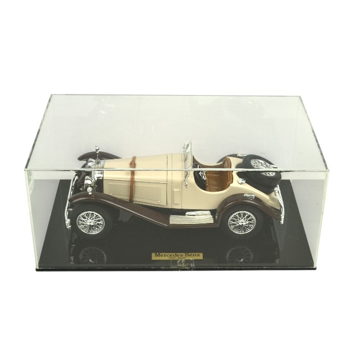 Rakuten - BURAGO ブルーゴ Mercedes-Benz SSK メルセデスベンツ 1928 ケース付き 木製台座付 置物 オブジェインテリア【中古】 a-2605