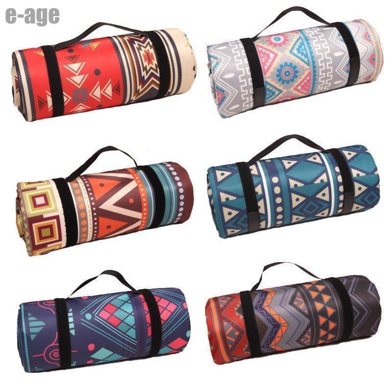 レジャーシート 厚手 大判 防水 折り畳み ピクニックマット 子供 遠足 コンパクト 折りたたみ おしゃれ 運動会 花見 ショルダー付 アウ