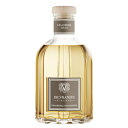 ドットール・ヴラニエス Dr. Vranjes ルームフレグランス レザー・ウード(LEATHER OUD) ディフューザー 250ml リード付き 【当日出荷_休止中】【送料無料】【割引クーポンあり】