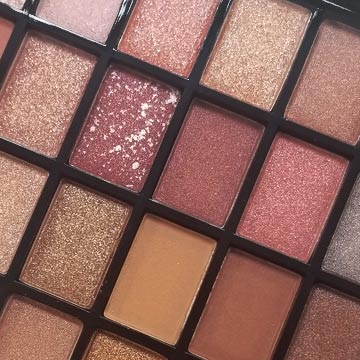 MAKEUPLABOSOPHY『36カラーアイシャドウパレット』