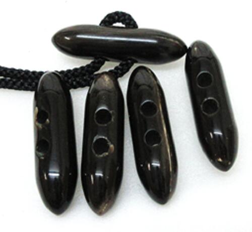 水牛ダッフルボタン・55mm、円錐型。特上黒(天然色)。5個（セット）の価格。長さ55mm・直径15mm・芯持ち・二つ穴（紐穴の径6m/m）。日..