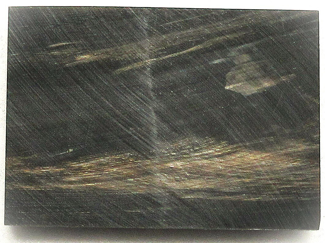 水牛工芸材料、側面板材。厚板（龍紋柄）。プロ用。縦約66m/m・横幅46m/m・厚み13.5m/m。三つの画像は同一のものです(内面龍紋・外面黒・側面黒)。日本製。ゆうパケット便。