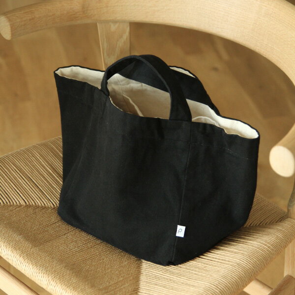 乐天商城 - pouto (ポウト) Canvas Cube Tote Small (キャンバスキューブトート　スモール) ブラック/グレー/ナチュラル/レッド トートバッグ/ミニトート/ランチバッグ/帆布