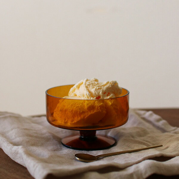 Ferm Living Oli Dessert Cup オリ デザートカップ アンバー リサイクルクリア 北欧 食器 ガラス ファームリビング 日本正規販売店品【国内在庫あり】