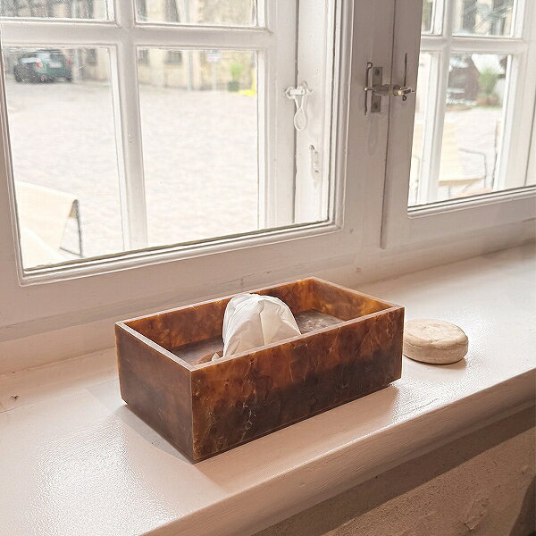【お取り寄せ/チャコール:国内在庫あり】Ferm Living (ファームリビング) Mist Tissue Box (ミスト ティッシュボックス) チャコール/エメラルド オフホワイト/パール/シュガーケルプ 北欧/インテリア/ティッシュケース/日本正規代理店品 [2]
