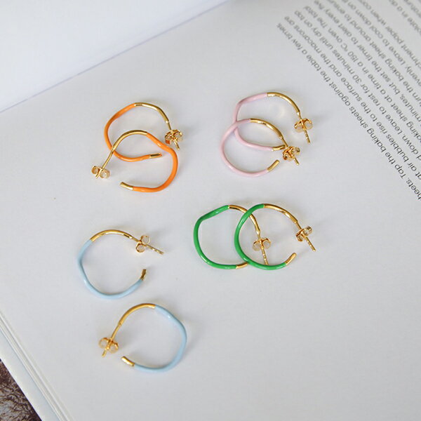 Enamel (エナメル) ピアス スウェイ ゴールド/シルバー/グラスグリーン/オレンジ/ライトピンク/アイスブルー 北欧/日本正規代理店品