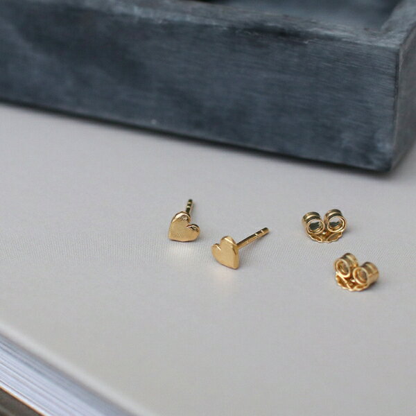 乐天商城 - Enamel (エナメル) ピアス ハート ゴールド/シルバー ミニピアス/北欧/日本正規代理店品