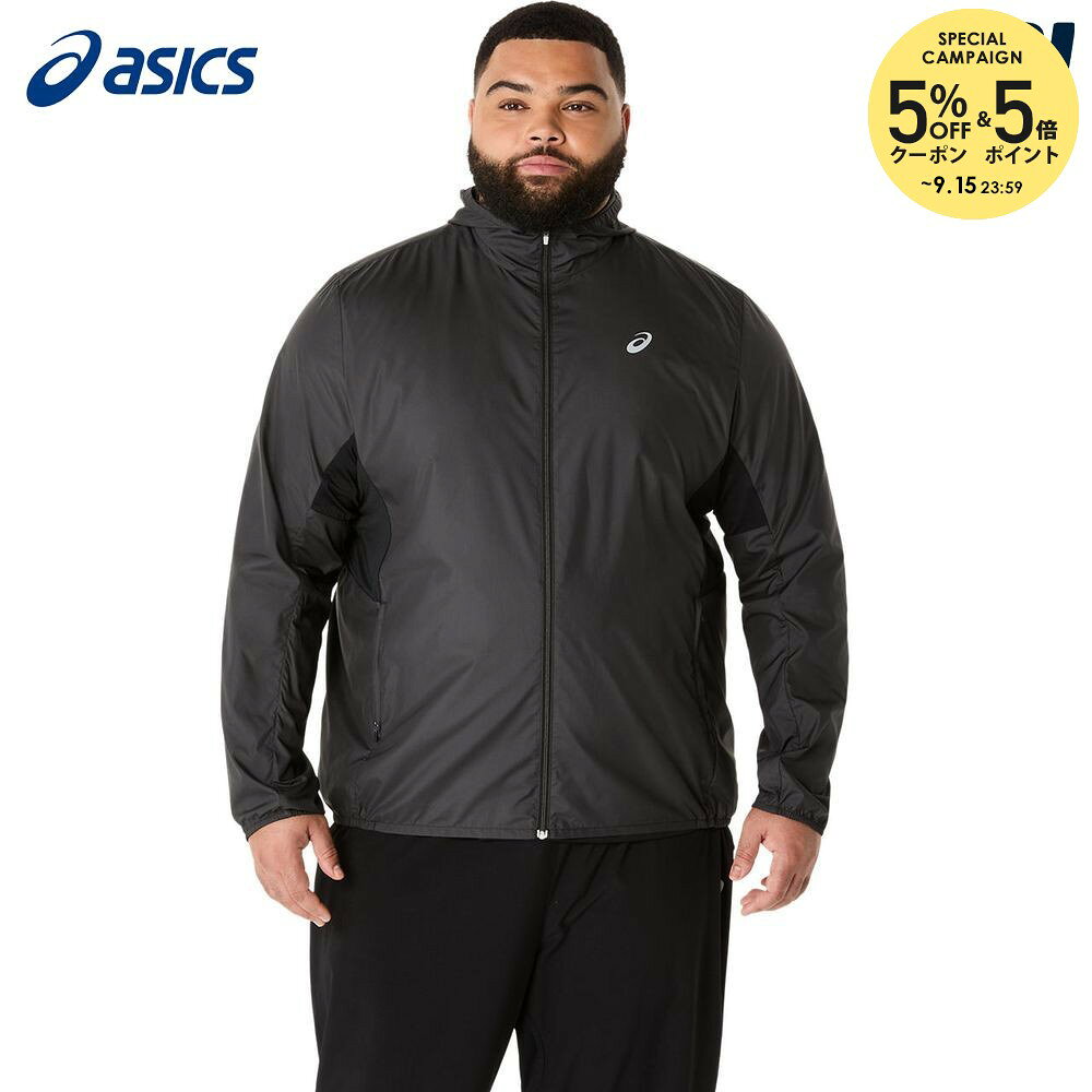 Pブラック(001) メーカー希望小売価格はメーカーカタログに基づいて掲載しています。 日常のランニングに適したジャケットです。生地にははっ水加工が施されているほか、サイドのポケットはファスナー付きです。伸縮性のある袖部、調節可能なフードなど、さまざまな天候下でもランニングをより快適に導きます。このウエアの主素材の少なくとも50％はリサイクル素材を使用し、廃棄物と二酸化炭素排出量を削減しています。・軽量性に優れた素材を使用・通気性を高める脇下のメッシュパネル・サイドファスナーポケット・フィット感を調節できるフード・再帰反射ディティールを搭載・主要素材の50％以上にリサイクル素材を使用 商品説明 ：●素材：本体 ポリエステル100% ， 切替部分 ポリエステル90% ， ポリウレタン10%●その他の仕様：海外サイズ：サイズ：XS・S・M・L・XL・2XL・3XL アシックス asics ランニング ウェア ランニングウェア ランニングドライジャケット 2026SS 2026新製品 　サイズ表はこちら