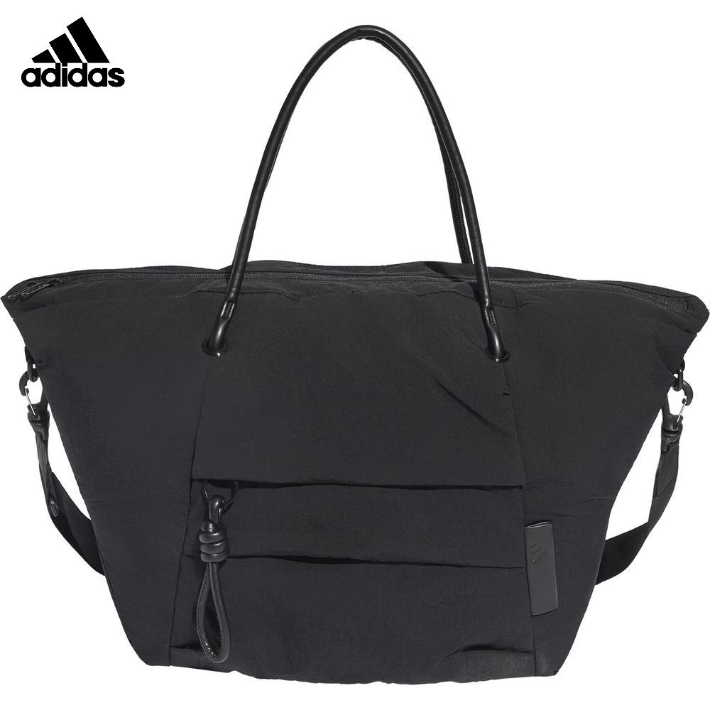 ブラック(KH4484) メーカー希望小売価格はメーカーカタログに基づいて掲載しています。 Favorite Duffel Bagは、アクティブなライフスタイルにしっかり寄り添う設計。多用途に対応する柔軟性を重視し、さまざまなシーンで使える実用性を備えた一品。このアイテムは、内側に実用的なボトルポケット、専用ノートPCポケット、さらに貴重品用のジップポケットを配置。アイコニックなジッププルで、必需品を素早く取り出せる。アディダスのパフォーマンスを中核に据えたこのバッグは、日常使いに適した整理しやすい構造を実現。ジム、仕事、週末の外出まで、スタイル・実用性・自信を持って持ち運べるダッフルバッグ。 商品説明 素材・材質：ナイロン100%原産国：ベトナム仕様：プレーンウィーブ構造、ジップクロージャー、内側スリップインポケット、内部にジップポケット、内側にボトルポケット、内側にノートPC用ポケット アディダス adidas マルチSP バッグ・ケース マルチSPバッグ・ケース FAVORITE DUFFEL BAG 2026新製品