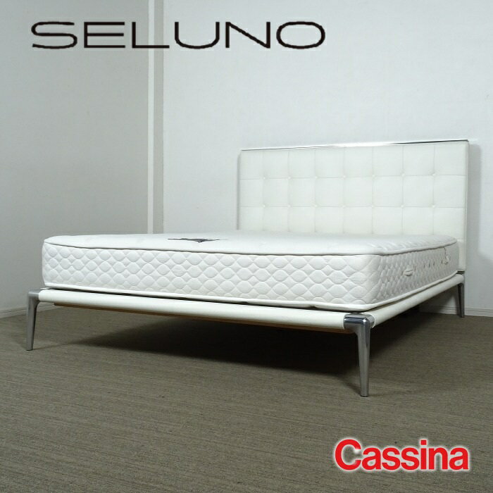 【中古】【展示美品】Cassina(カッシーナ) L26 VOLAGE / ヴォラージュ ローナロウヘッドボードタイプ クィーンベッド X白本革 / 日本ベッド マットレス付き
