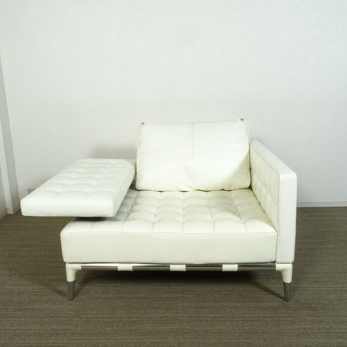 【中古】【展示良品】Cassina(カッシーナ) 241 PRIVE / プリヴェ 1人掛けソファ 右ホリゾンタル左ナロウアーム / X白本革 [2]