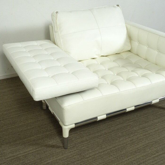 【中古】【展示良品】Cassina(カッシーナ) 241 PRIVE / プリヴェ 1人掛けソファ 右ホリゾンタル左ナロウアーム / X白本革 [3]