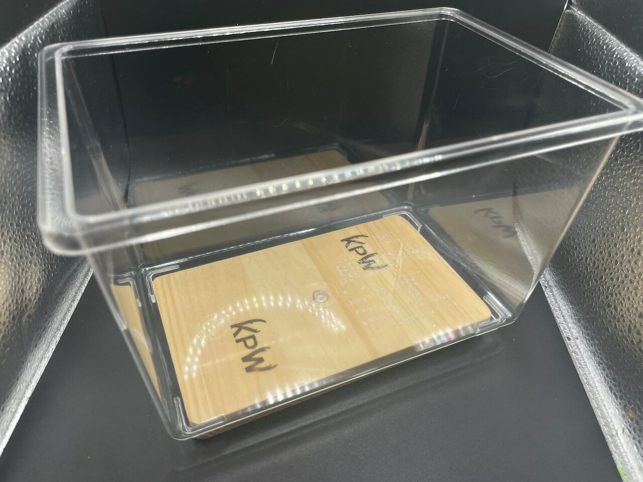 【送料無料】 KPWオリジナル破損防止プレート 小 産卵セットでケース底割れ防止！ ...