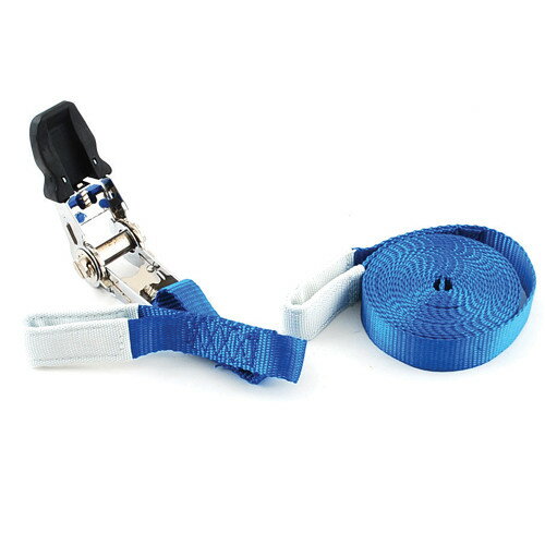 ラチェットバックル式でしっかりと確実な荷締作業ができます。■用途荷物運搬時、荷崩れ防止・転倒防止の結束・固定。■機能外れ防止ホルダー付きで、フックから端末の外れを防止することができ、1人での作業も容易です。ハンドル操作時に手の当たりが優しいラバー素材付きハンドルを採用しています。●ベルト幅:25mm。●全長:5m(固定側0.5m/調整側4.5m)。●最大使用力:1.5kN(152kg)、破断荷重:6kN(611kg)。●バックルの種類:ラチェットバックル。●端末の仕様:両端アイ。●ベルトカラー:ブルー。
