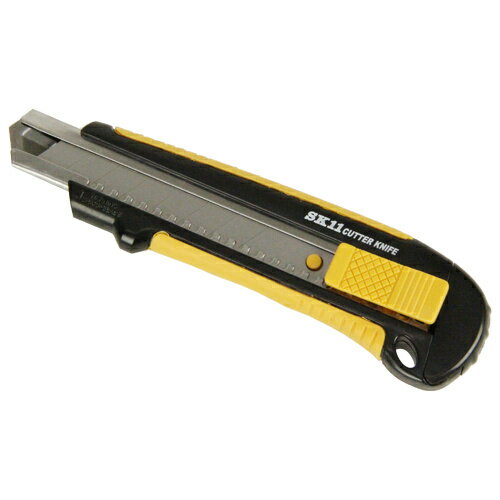 押さえてスライド、指を離すと自動で刃をロックします。■用途段ボール・厚紙・カーペット等の切断作業。■機能段ボール、厚紙、カーペットの切断等の工作・日曜大工に最適です。持ちやすくすべりにくいラバー付グリップです。各社L型刃(18mm巾)が共通で使用できます。●ステンレスホルダー。●ラバー付グリップ。●信頼の日本製ブレード。●オートロック式。●適合替刃:SK11カッター替刃大・市販L型(18mm巾)。