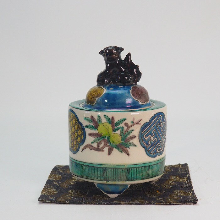 九谷焼 獅子 香炉　0168香道 茶道 書道 煎茶道 古道具 古民具 銅 香 【中古】 骨董 アンティークKutani..