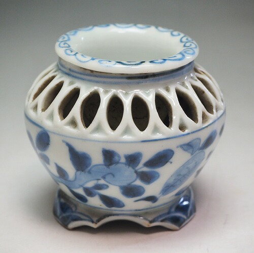 透かし彫花文盃台 0063杯 器 酒 お猪口 食前 酒【中古】 骨董 アンティークJAPAN japanese antique vintage tableware porcelain china