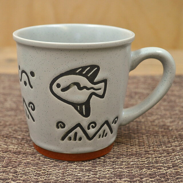 お魚 マグカップ グレー 300cc コーヒー 紅茶 ジュース 陶器(磁器製) 日本製 【アウトレット 在庫処分 訳あり品】