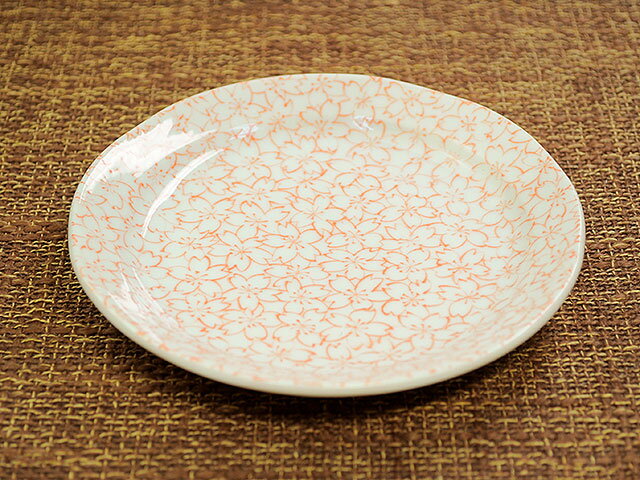 【訳あり】 桜ちらし 4寸 小皿 直径13.8cm×高さ2.3cm さくら柄 春食器 お皿 日本製 和食器 【アウトレット 在庫処分】