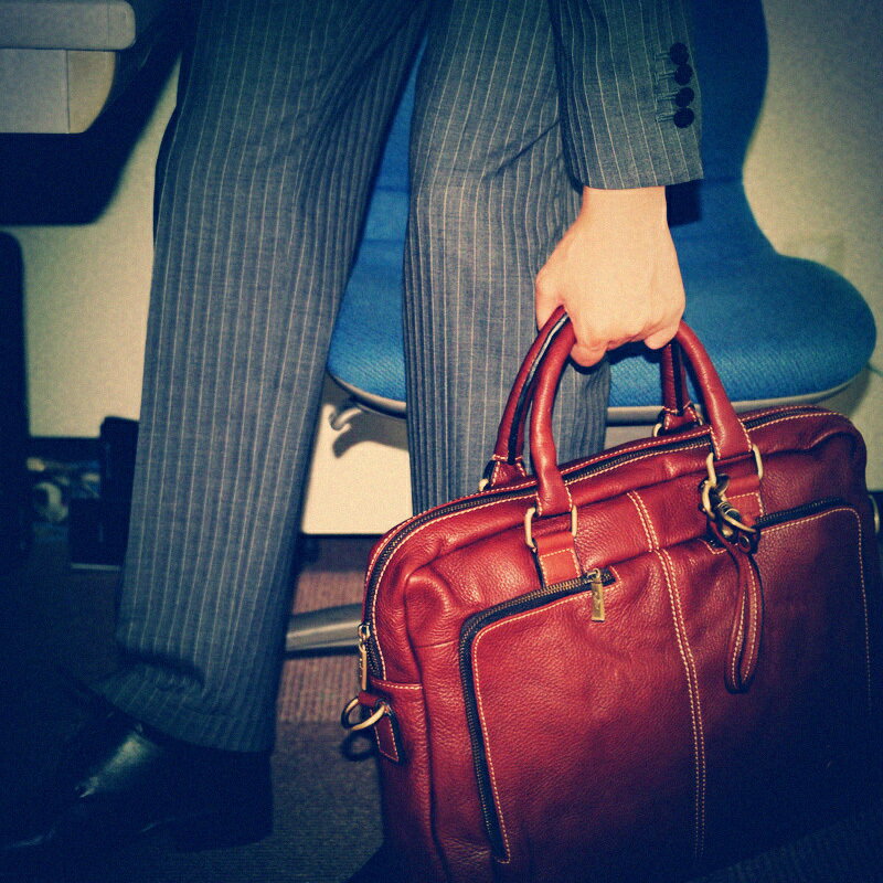 HOUCHOUZOKU　本革 ビジネスバッグ メンズ ブリーフケース A4ファイル 15.6PC対応 大容量 仕事用 出張 ..