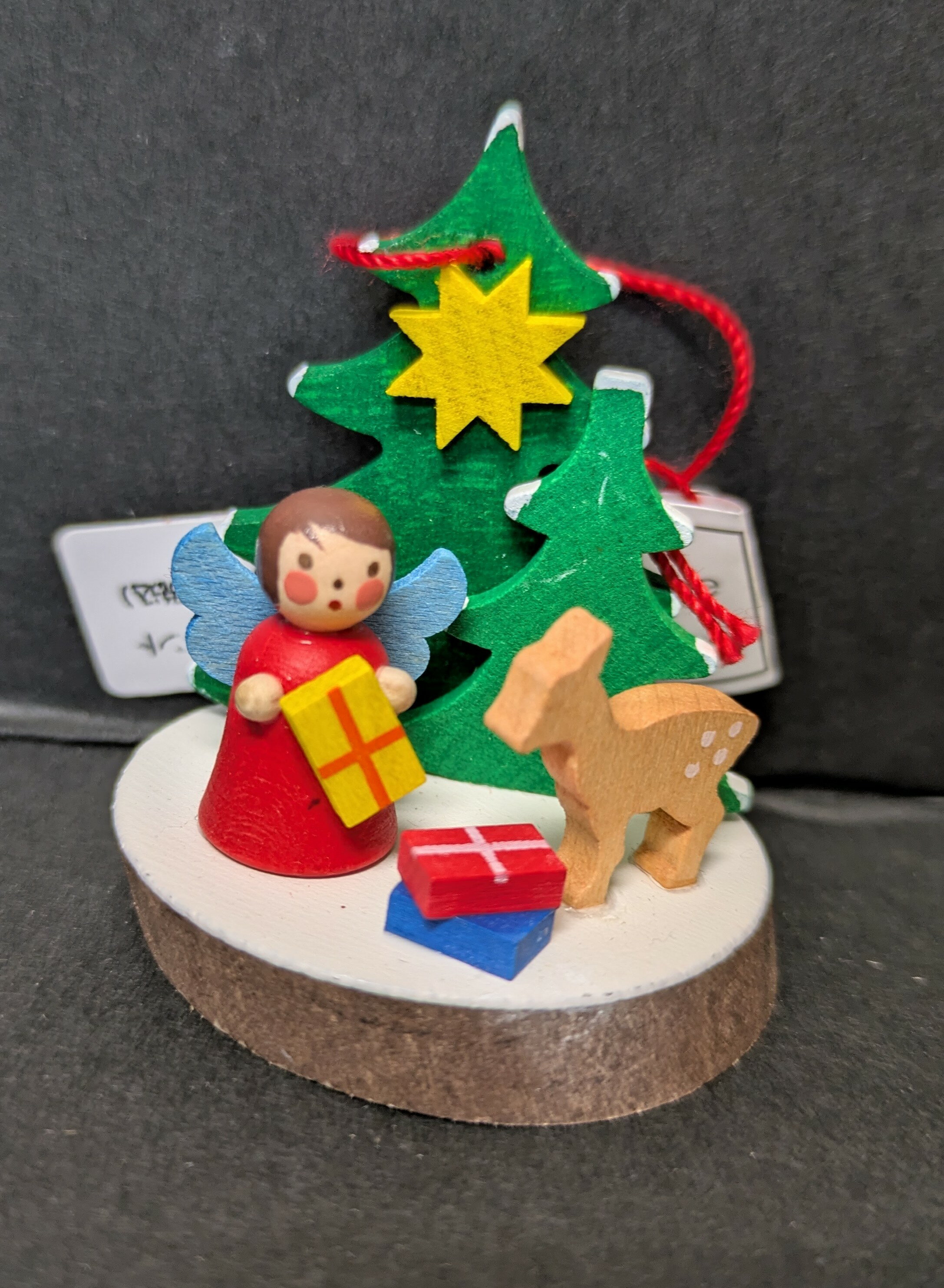 Rakuten - CHRISTIAN ULBRICHT/ウルブリヒト☆オーナメント☆ ドイツの木工芸品 クリスマスツリー 装飾 ザイフェン マスコット 本場 雑貨 プレゼント 贈り物 かわいい サンタ　女の子　おもちゃ　100839f
